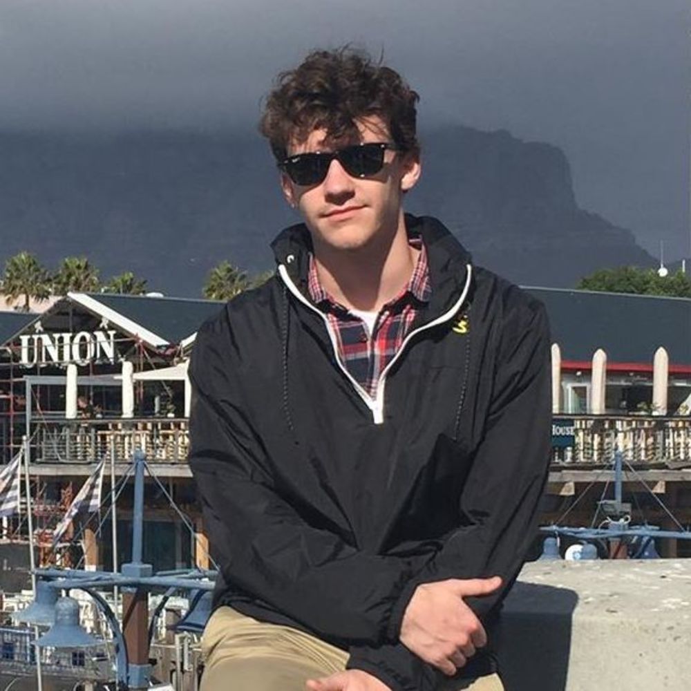 Meet your Posher, Aidan